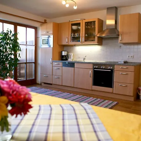 Apartment Stroblhof Bobing