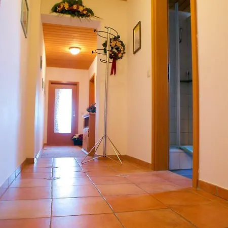 Stroblhof Apartment