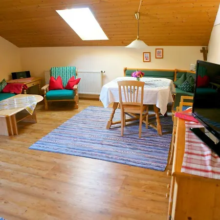 Stroblhof Apartment